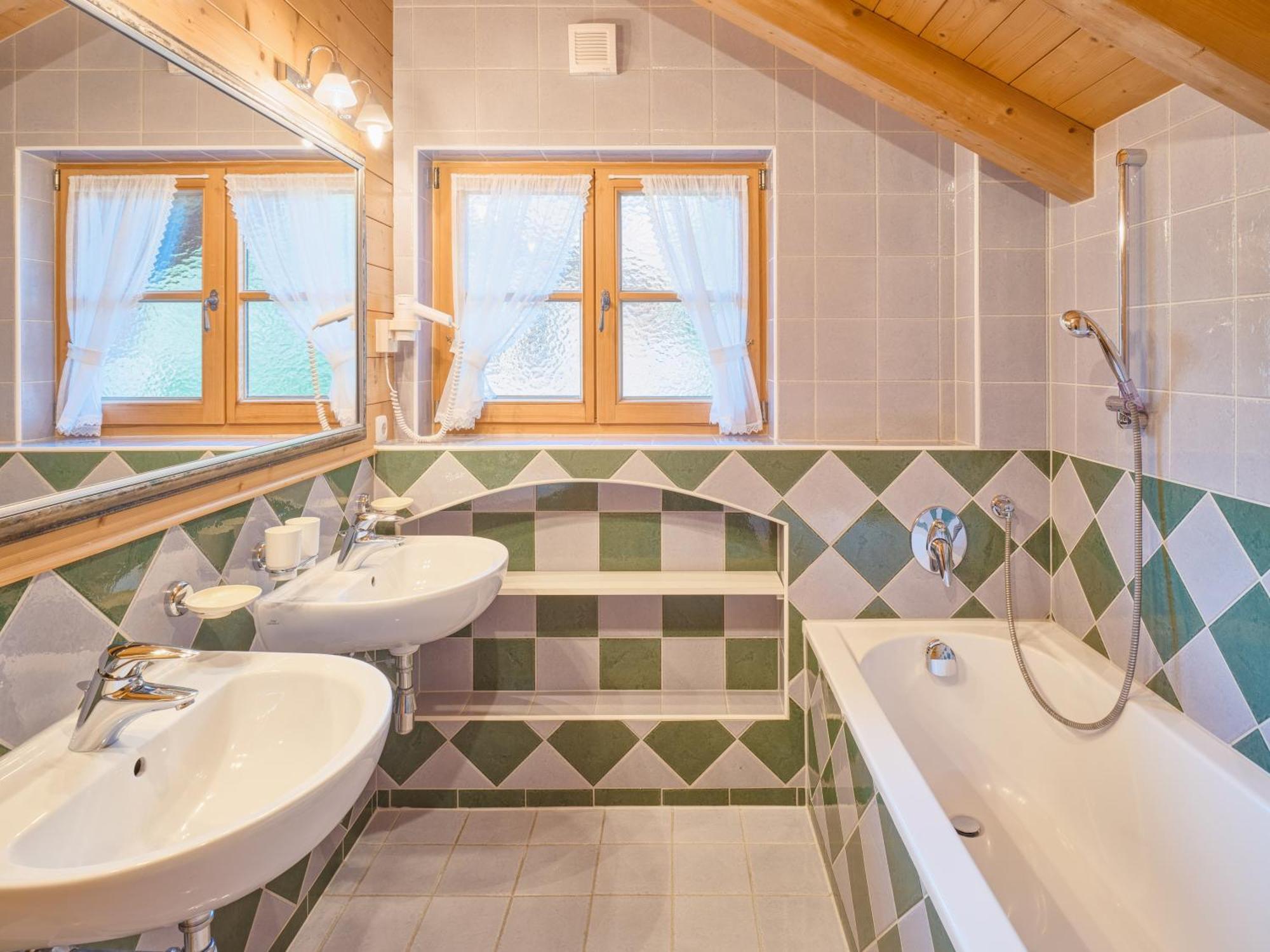 מאיירהופן Chalets Huber מראה חיצוני תמונה